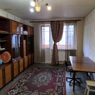 Академіка Павлова вул., 140а