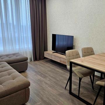 Віктора Некрасова вул. (Північно-Сирецька), 6