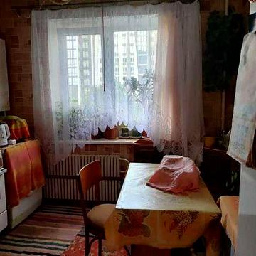 2 кім 52 м2 середній поверх багатоповерхівки район БЕРЕЗИНКА (711423)