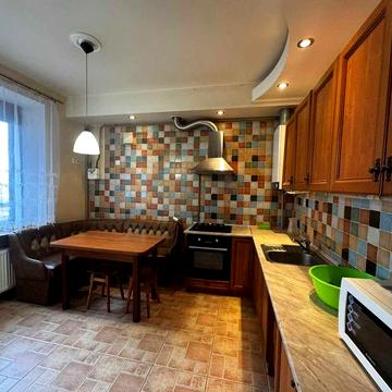 Сдам шикарную 3х ком квартиру, метро Захисників України!