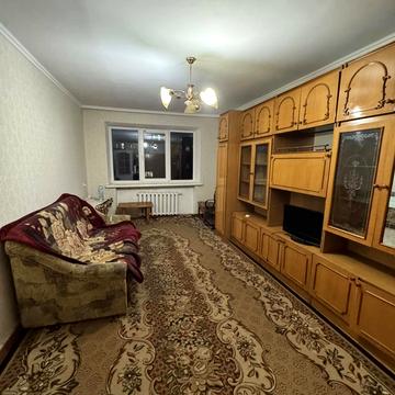 Зарічанська вул., 14