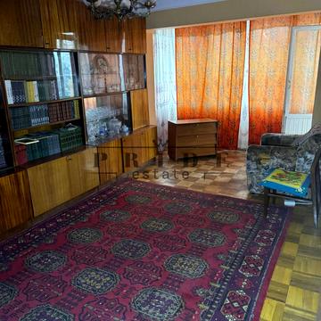 Кубанської України вул. (Маршала Жукова), 30