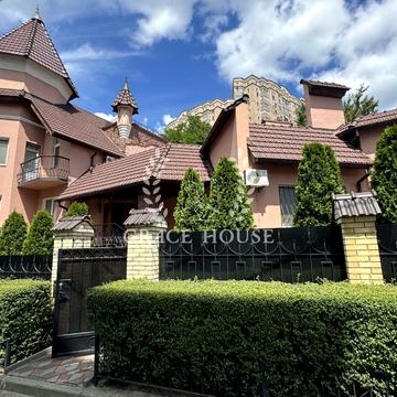 Цимбалів Яр вул., 17