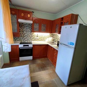 Аренда отличной 2 комн.квартиры на ул.Маяковского 2, начало Троещины