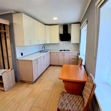 Оренда частини будинку в центральній частині міста