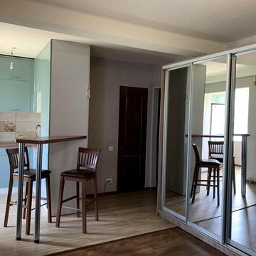 Мілютенка вул., 44-Б