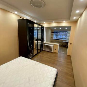 Без комісії. Сертифікат так! Квартира 2к. вул. Космонавта Поповича.