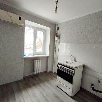 Запорізька вул., 4/8