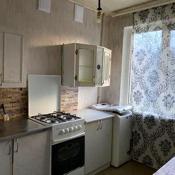 Сдам 1 комн.3/5эт. Ул.Ген.Бочарова 6. Газовый дом. 4500 гр