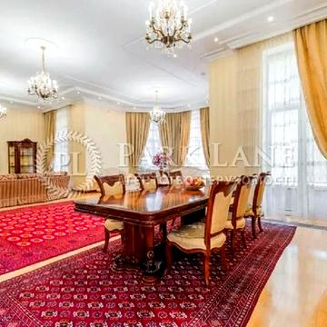 Звіринецька вул., 25