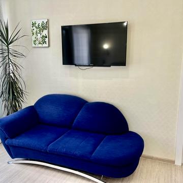 Вишнева вул., 16