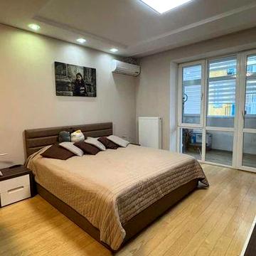 Продаж 2кім. квартири в новобудові з ремонтом на вул. Зелена