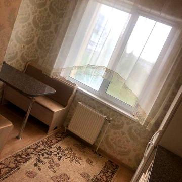 Оренда однокімнатної великої квартири в новобудові. ЖК премьер холл