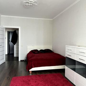 Бориса Гмирі вул., 2