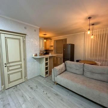 Оренда 2 кімнатна квартира біля Озера вул. Ленкавського