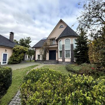 139-та Садова вул., 5