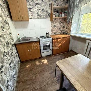 Оренда 1-х комн. кв. Познанская возле 24х этажки.