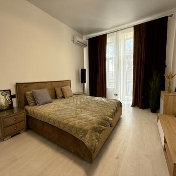 Олександра Станкова вул. (Лейтенанта Шмідта), 25