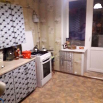 чотири кімнатна квартира. можлива оренда.