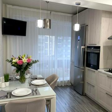 Радистів вул., 34