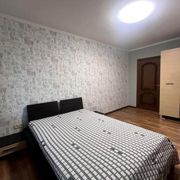 Ладозька вул., 24