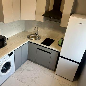 Сергія Ядова вул., 10