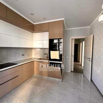 2-х комн. квартира  с ремонтом  на Сахарова