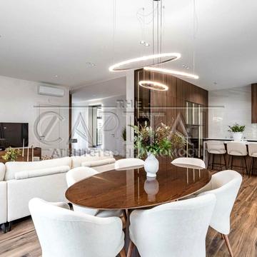 Квітнева вул.