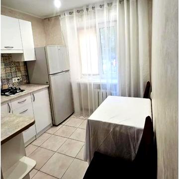 Варненська вул., 14/2