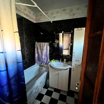 Довгострокова оренда 3к Дім Повітова вулиця