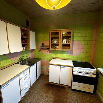 Академіка Заболотного вул., 16