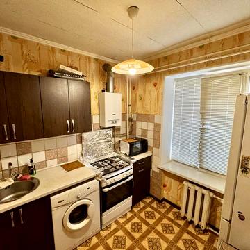 Оренда 2-кімнатної квартири навпроти McDonald’s, Центр