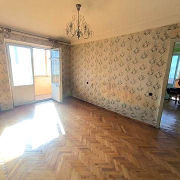 Павла Тичини просп., 12-Б