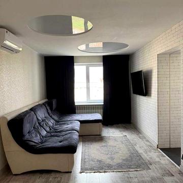 Продам 4к ПРОСТОРНУЮ квартиру на ул. Любарского 84,Солнечный