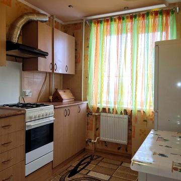 Однокімнатна квартира на площі 700-річчя