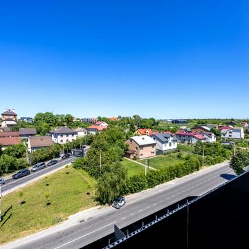 Лесі Українки вул., 21