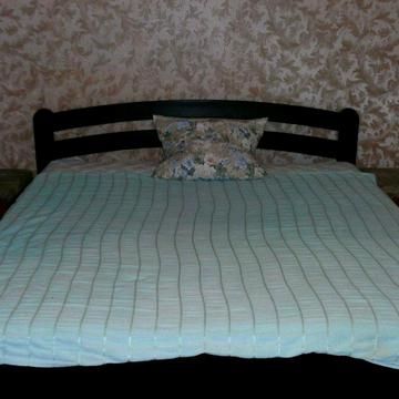 Сдам большую 2х ком кв у м. Холод гора за СМ РОСТ. В кв ГАЗ.