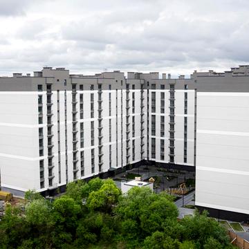 Виноградна вул., 13