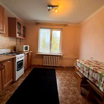Продам 1 к квартиру ж/м Приднепровск ул.20 лет Победы 8