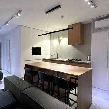 Героїв Крут вул., 6