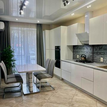 Левка Лукяненка вул. (Василя Жуковського), 16-24