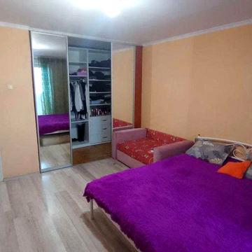 Кирпичный спецпроект!38м!кухня 7.2+спальня с гардеробной Балковская