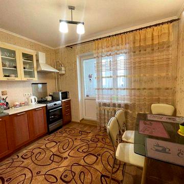 Оренда 2-кімн. Сади. Ремонт. Покращенка. Лічильник на кв. 60м2. №1283