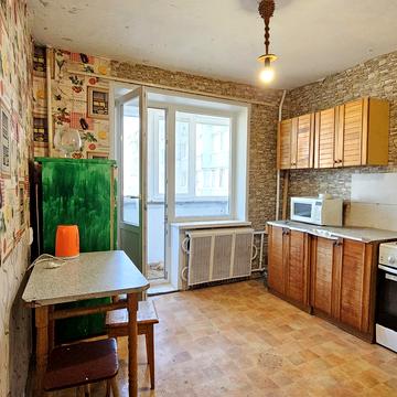 Сонячна Набережна вул. (Маршала Малиновського), 14