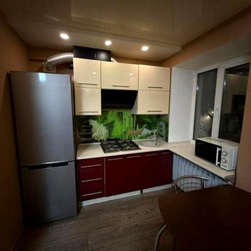 Аренда пр.Науки(Гагаріна) двокімнатна студія з якісним ремонтом.