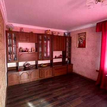 будинок біля Почаєва