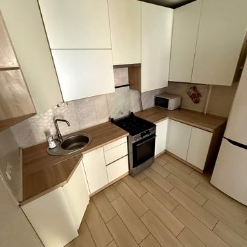 Мінеральна вул., 7-К