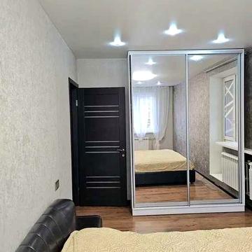 Продам 3 к. кв-ру с евроремонтом, метро Холодная гора