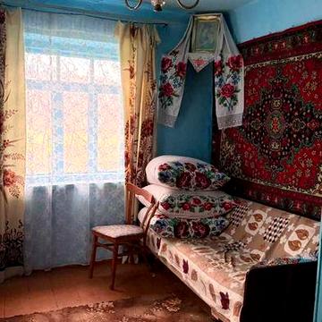 Будинок біля Почаєва