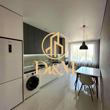 Академіка Заболотного вул., 1-А